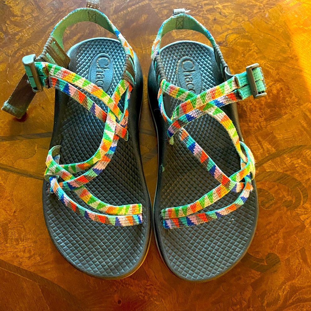 Chaco girls size 3